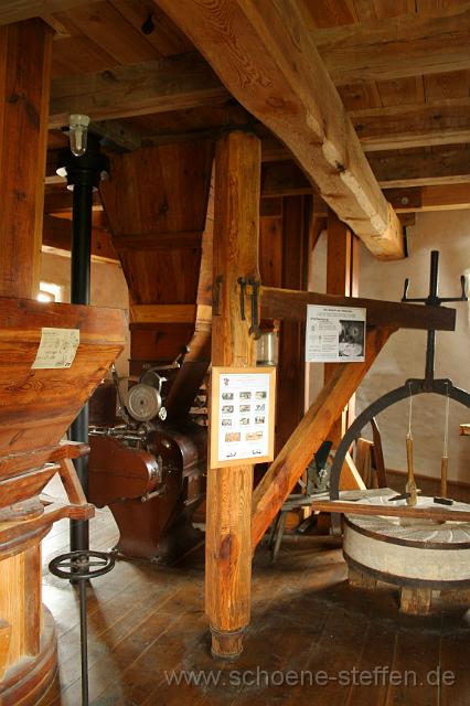 Kornmuehle.JPG - Auf dieser Eben wurde früher Getreide gemahlen