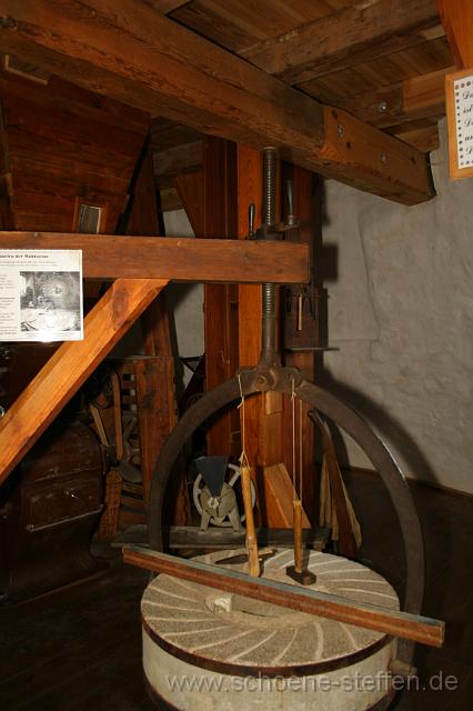 Muehlstein.JPG - ein Mühlstein