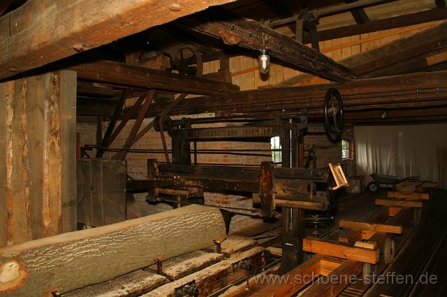 Saegemuehle_2.JPG - hier wurden Baumstäme zu Brettern gesägt